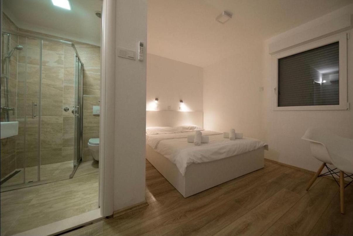 Sea La Vie Rooms Novi Vinodolski Eksteriør bilde